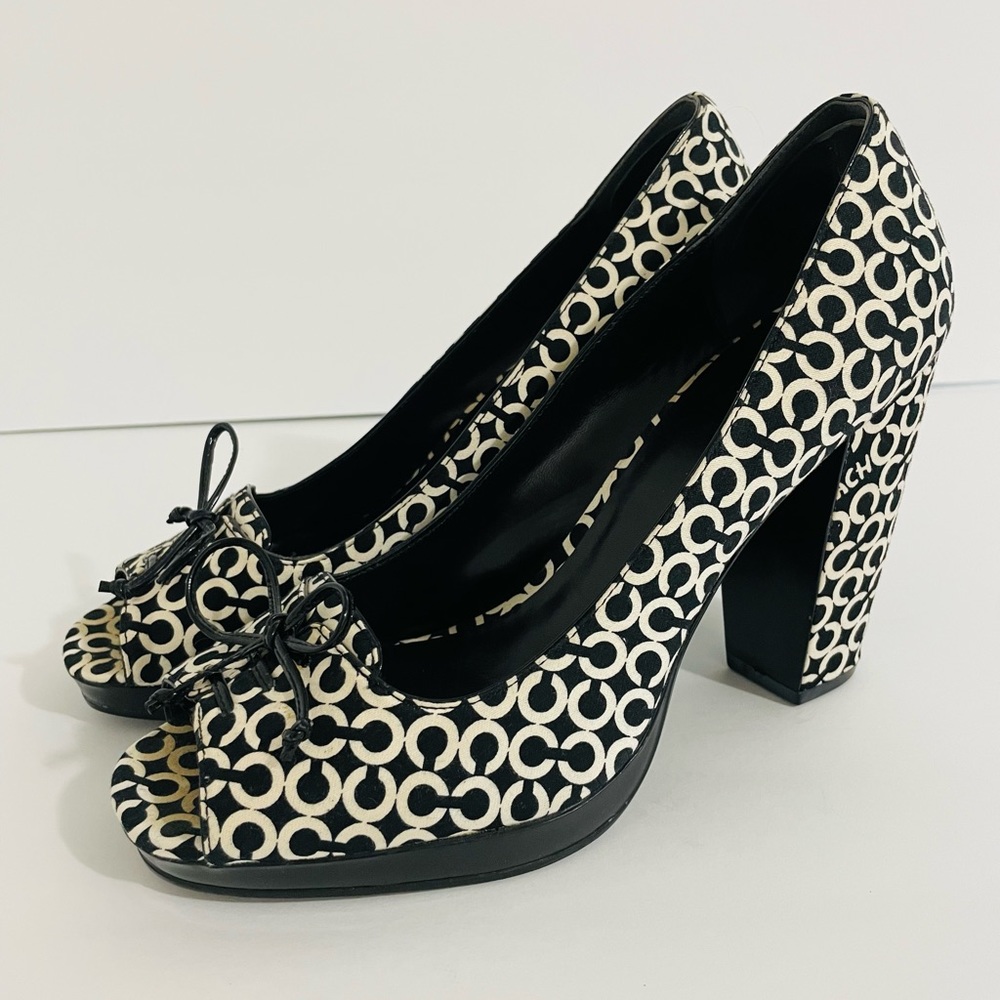 Coach Women's Corey Open Toe Pumps Heels Shoes Size 1OB Black/White W/Front Tie